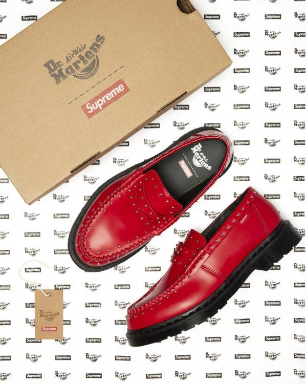 Supreme 스터드 펜톤