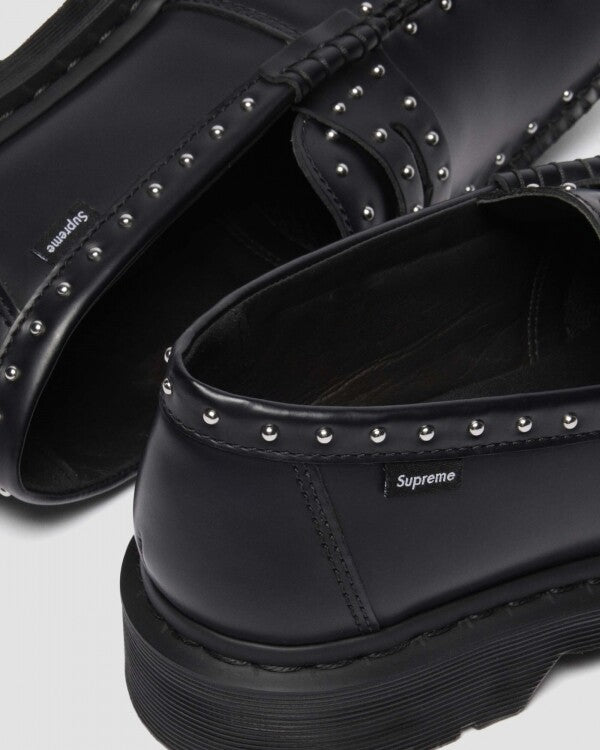 Supreme 스터드 펜톤